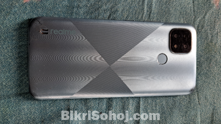 Realme c21